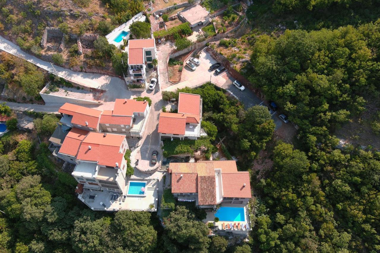 Apartments Villa Cucuk บุดวา ภายนอก รูปภาพ